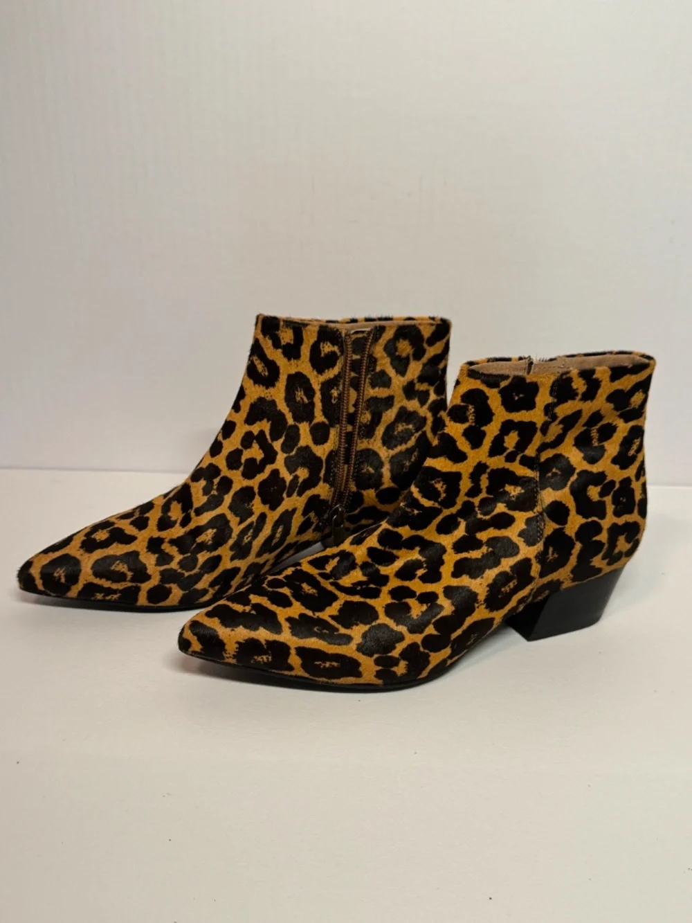 Seychelles Leopard Print Calf Hair Ankle Boots Pointed Toe Booties Women’s 7